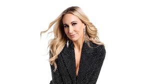 image of comedian Nikki Glaser