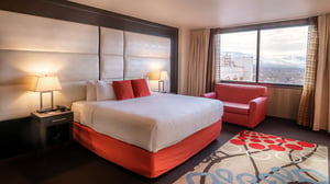 Summit King Room main view.